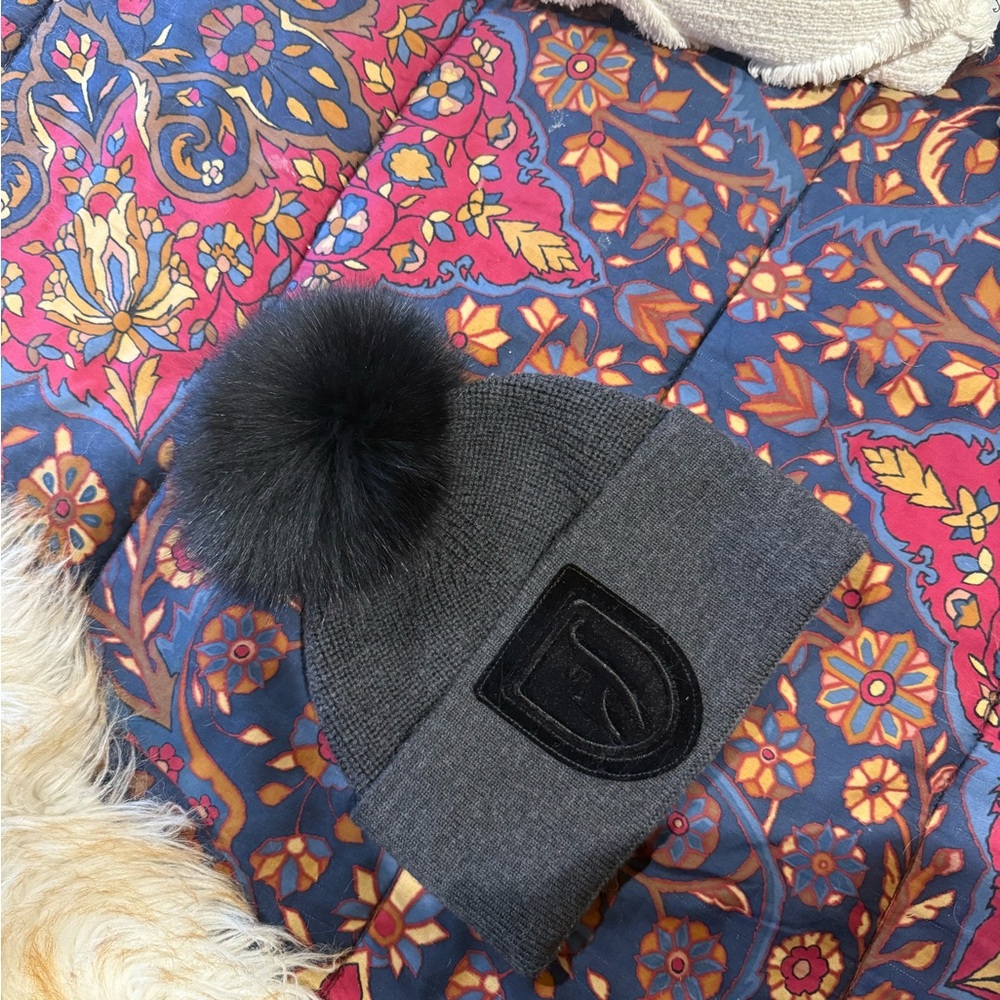 Tony Sailer Beanie - Picture 2 of 3
